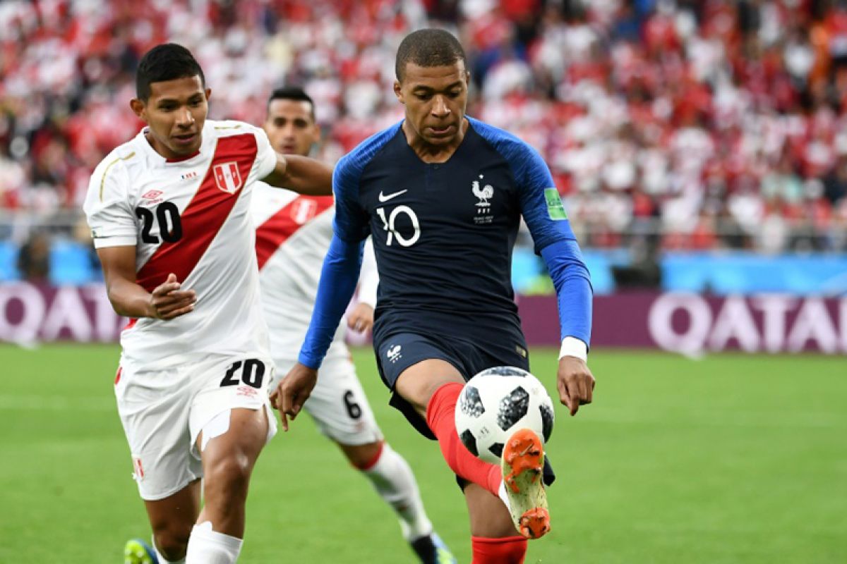 Prancis menembus 16 besar Piala Dunia dalam galeri foto