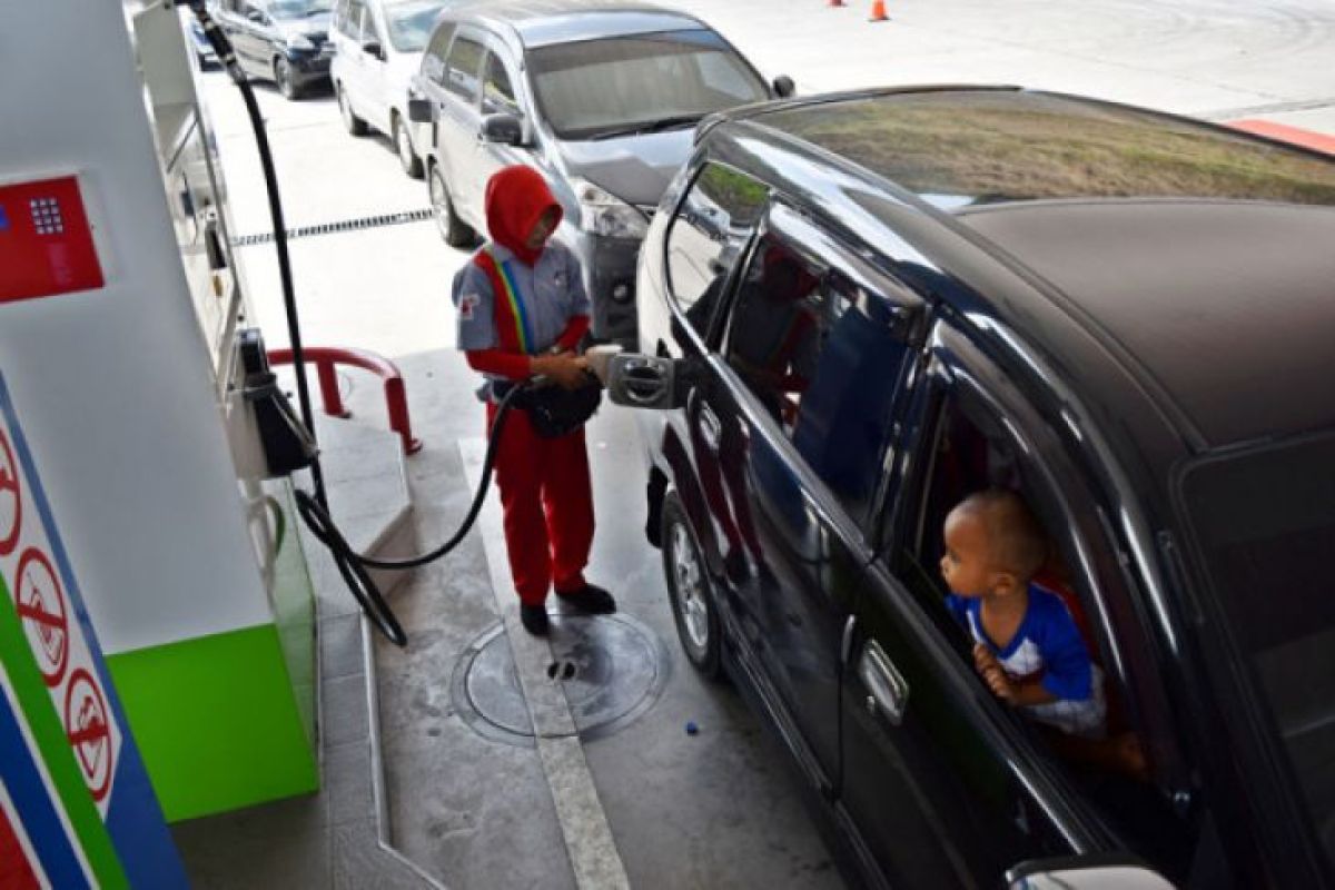 Coastal flooding not affect LPG, fuel supply, Pertamina assures