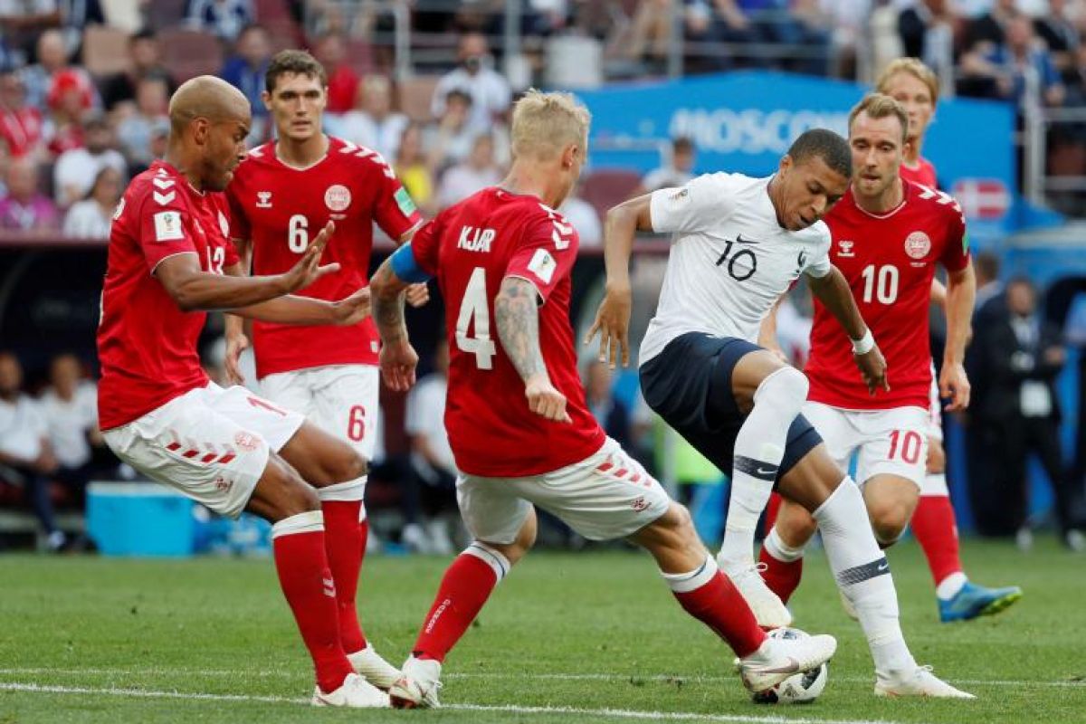 Piala Dunia 2018 - Prancis-Denmark lolos ke 16 besar dengan hasil imbang