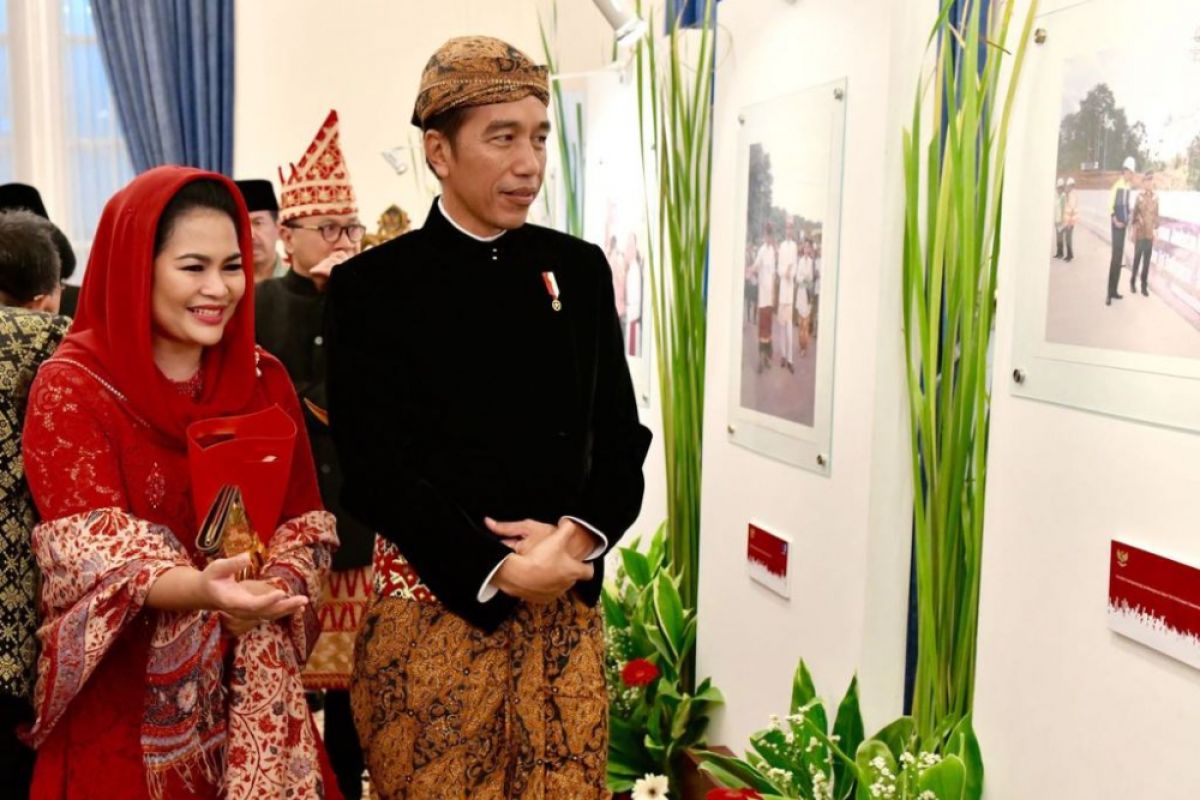 Mbak Puti Dampingi Jokowi di Pameran Hari Lahir Pancasila