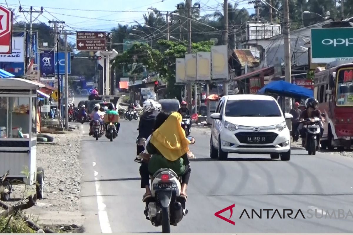 Arus lalu lintas di Pasaman Barat ramai lancar