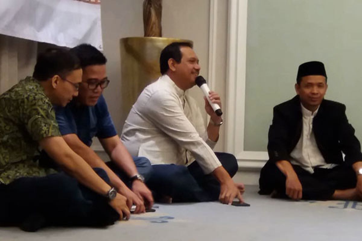 FIFGROUP dan Brigjen Rikwanto buka bersama anak yatim