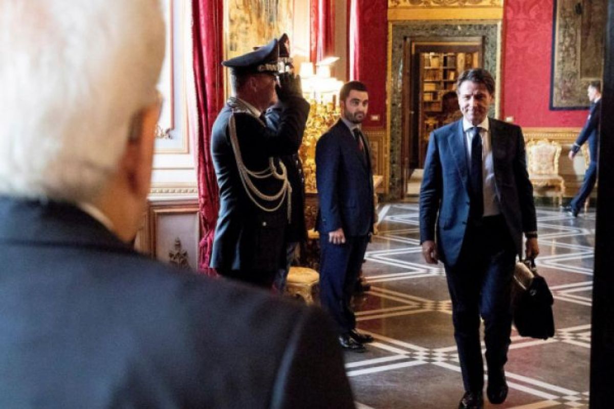PM Italia Conte mundur, tuding Mendagri gembosi koalisi