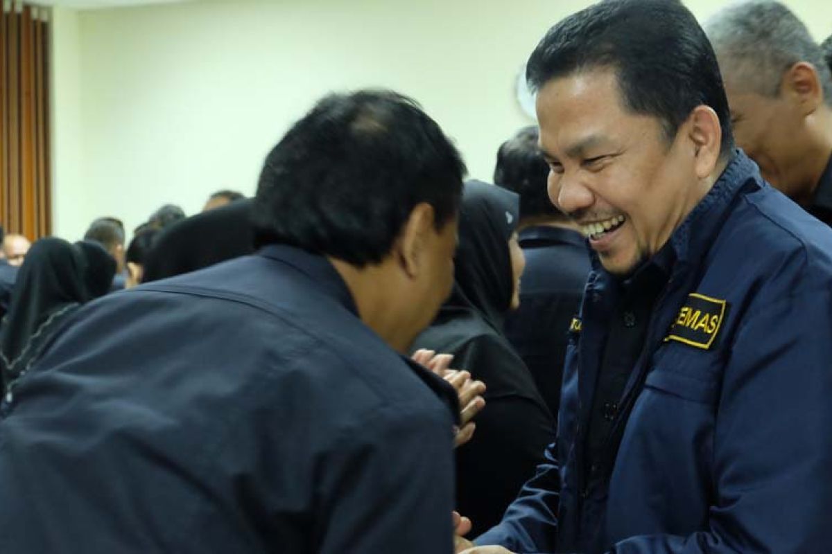 Tjertja lepas 4 Pegawai Bea Cukai Tanjung Emas
