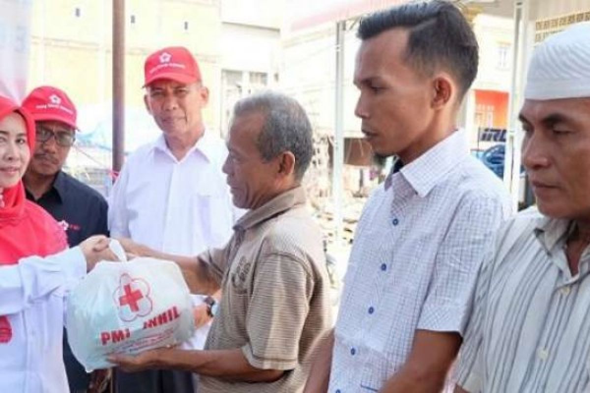 Serahkan Bantuan Korban Kebakaran, Zulaikha: Jadikan Musibah Sebagai Pelajaran