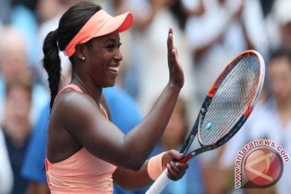 Singkirkan Keys, Stephens ke final Prancis Terbuka