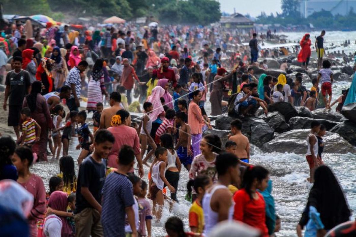 Wisata pantai Ujong Blang Lhokseumawe