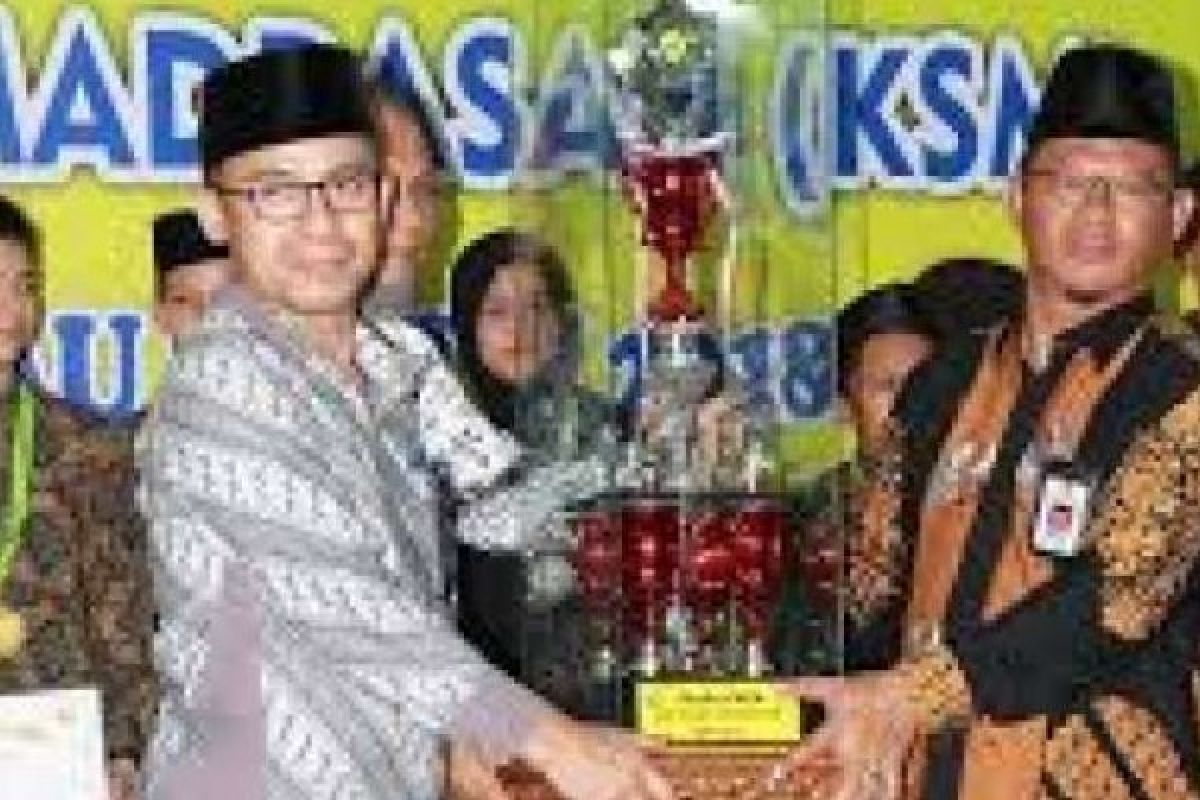 Pekanbaru Raih Juara Umum Kompetisi Sains Madrasah
