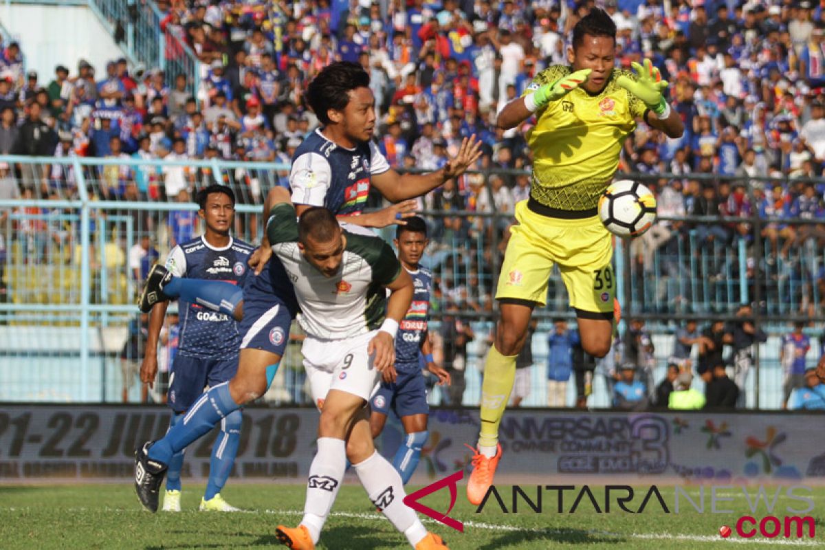 Laga "big match" Arema vs Persebaya ditunda