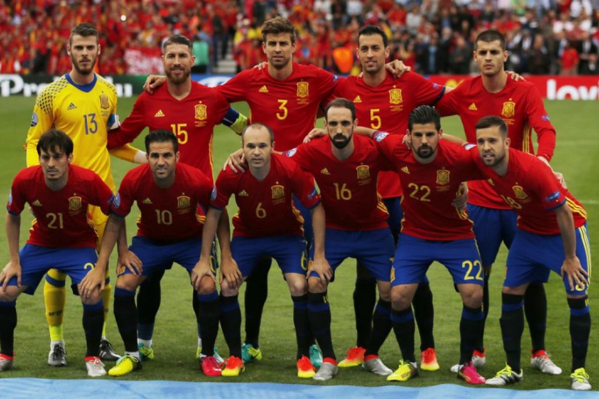 Spanyol Lumat Kroasia 6-0