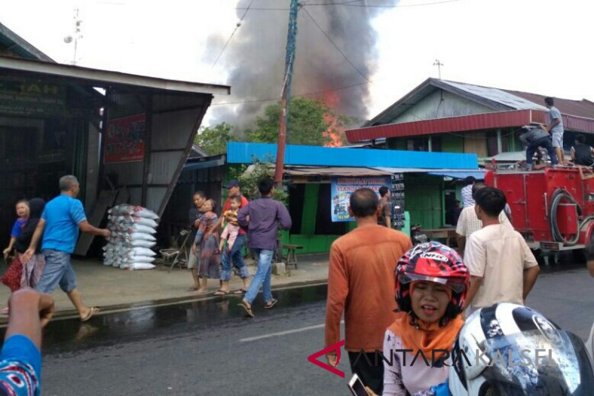 Fire accident, one elderly almost killed