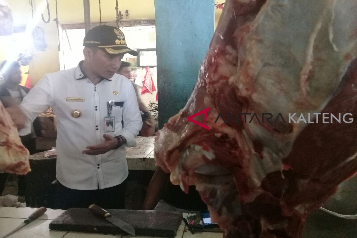 Harga daging di Sampit berangsur turun