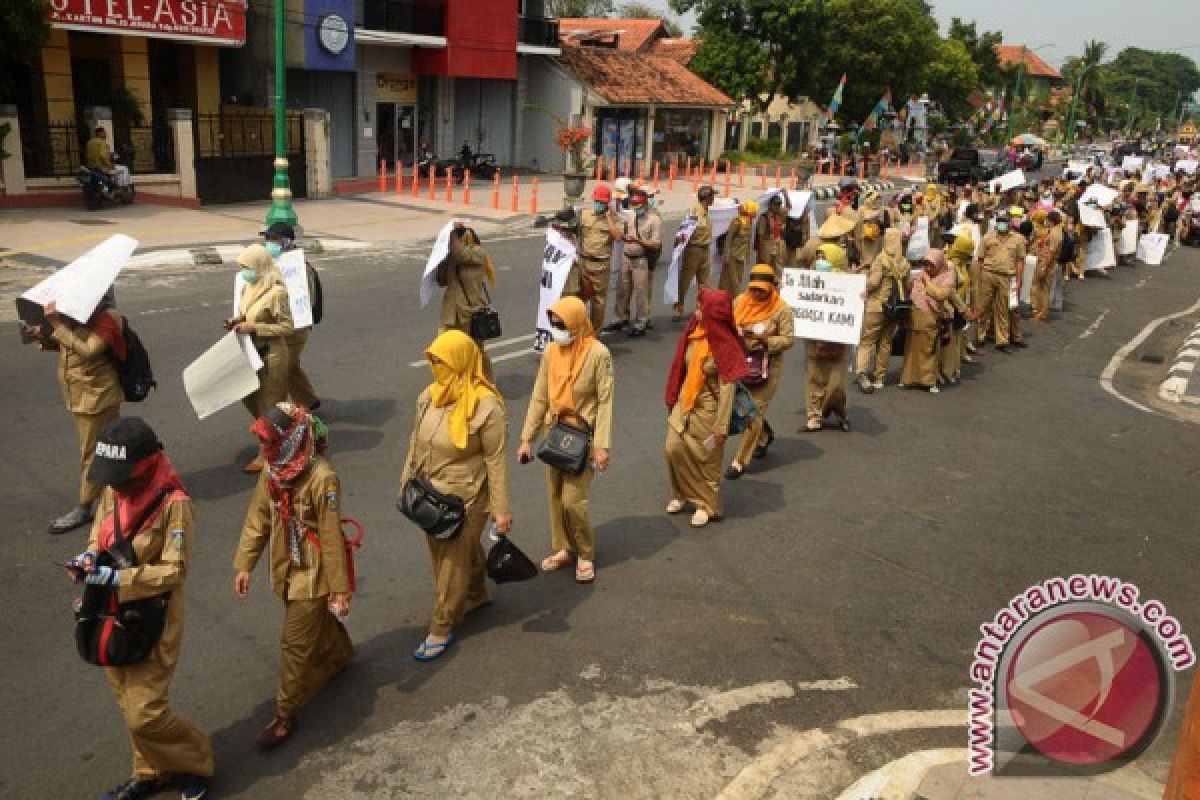 PGRI minta moratorium pengangkatan guru dicabut