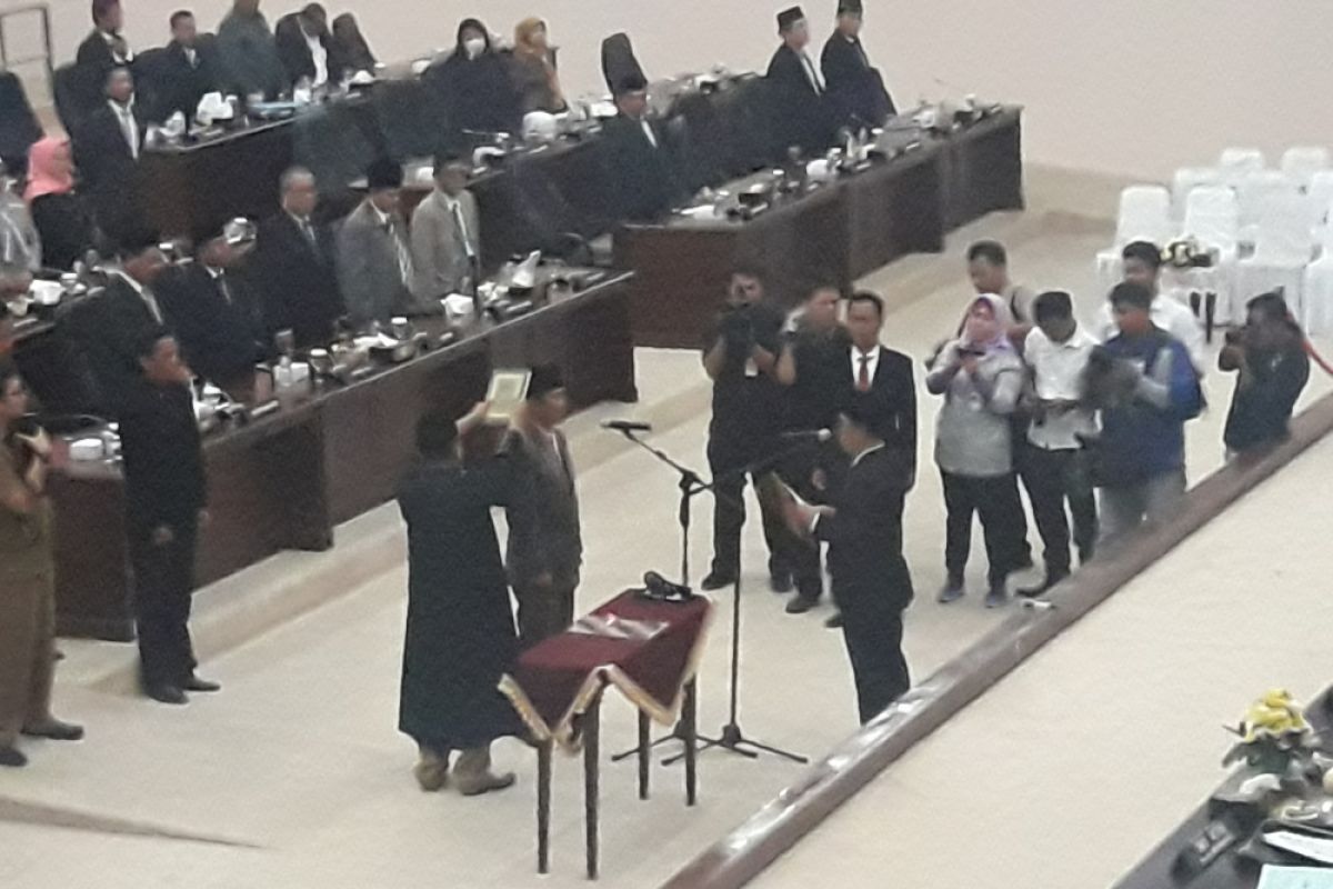 Gubernur Banten Tanggapi Lima Raperda Usulan DPRD