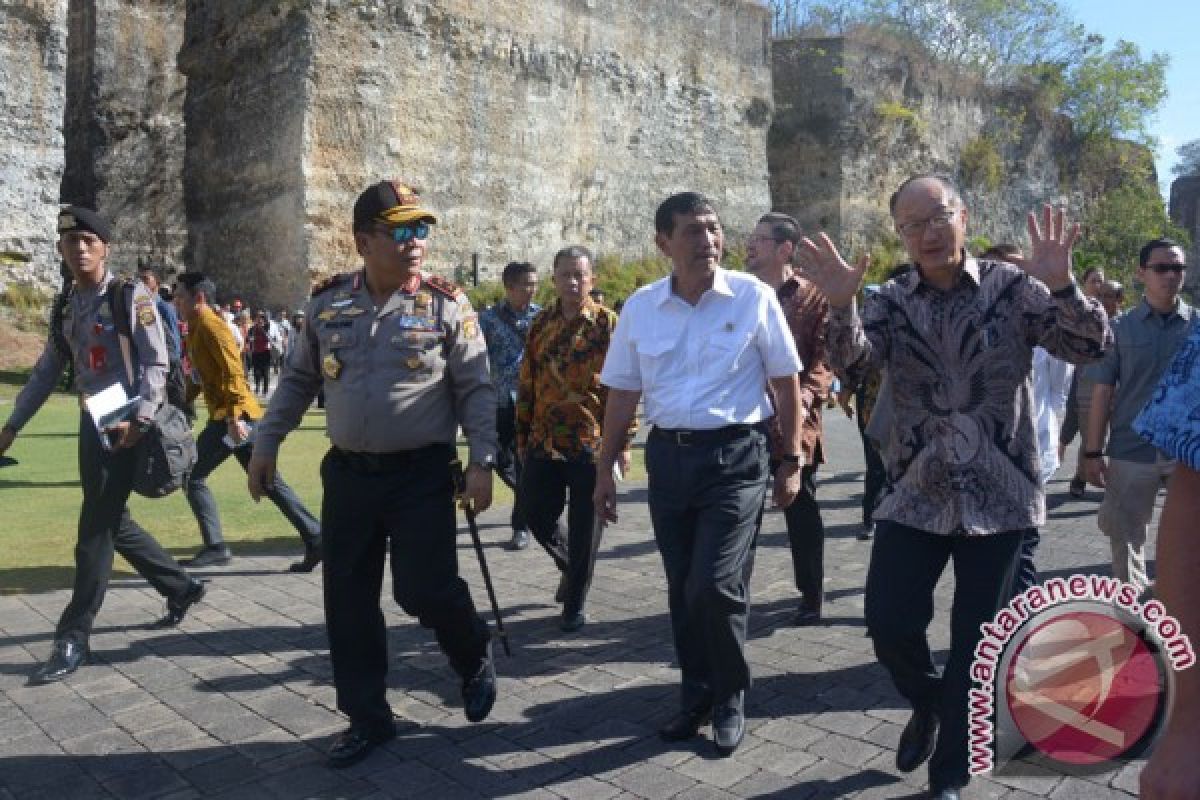 Menghitung pertemuan ekonomi terbesar di Bali