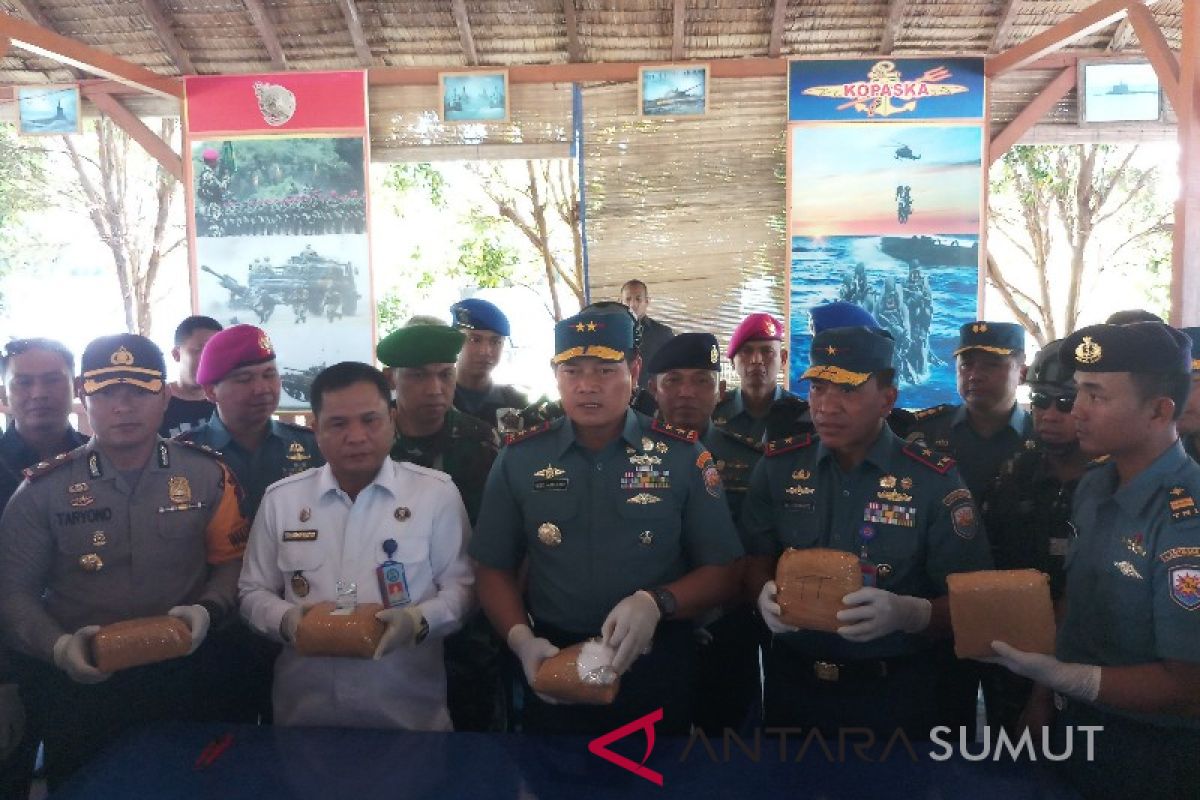 TNI AL gagalkan penyeludupan 5,297 kg  sabu
