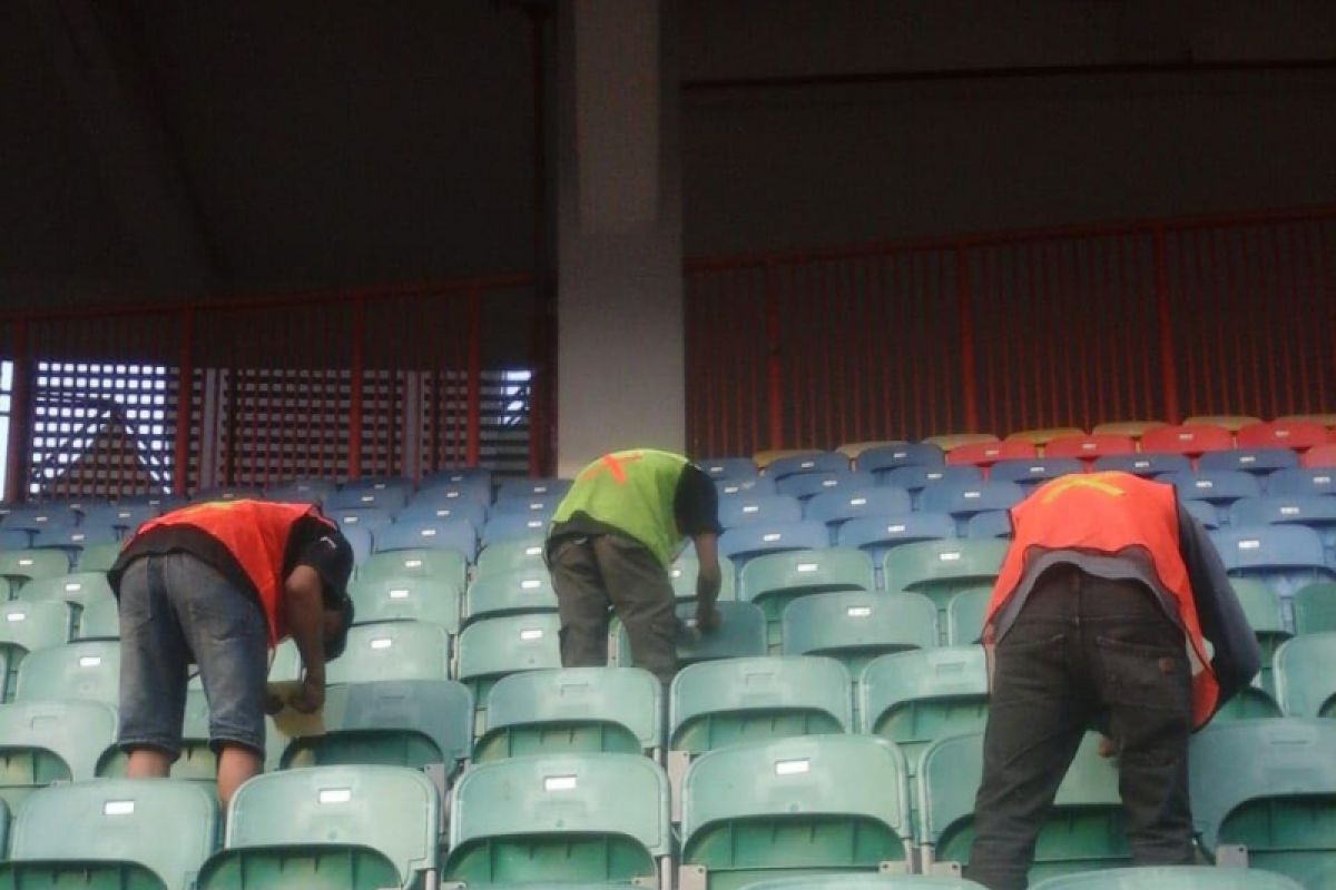 25.395 bangku Stadion Wibawa Mukti Bekasi dinomori