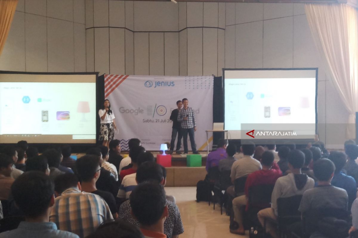 Mahasiswa Surabaya Dikenalkan Teknologi Terbaru Google