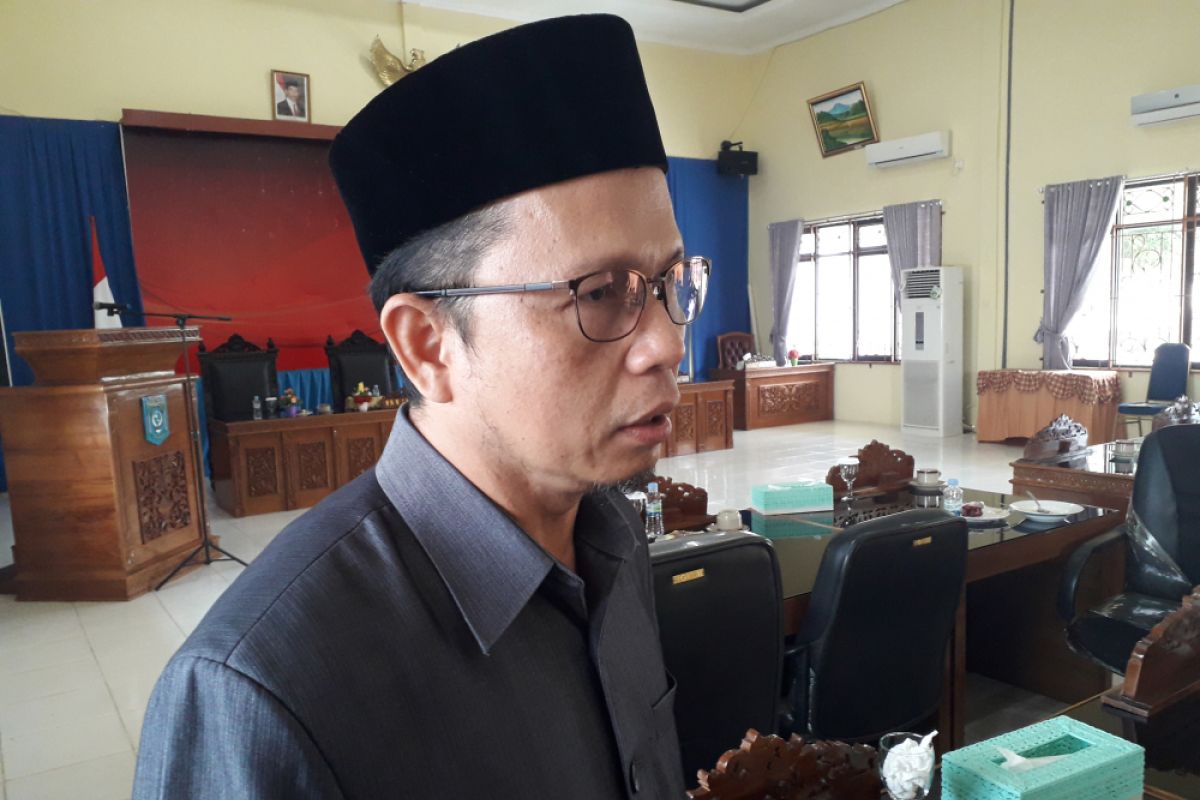 DPRD Bangka Tengah: Penambangan pasir kuarsa di Desa Perlang sudah kantongi izin