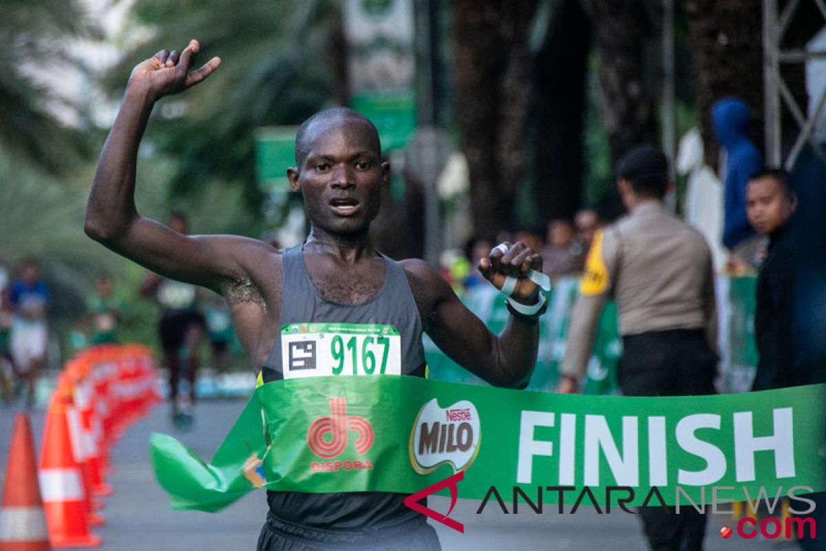 Athletics - Kenyan runners win Jakarta International 10k