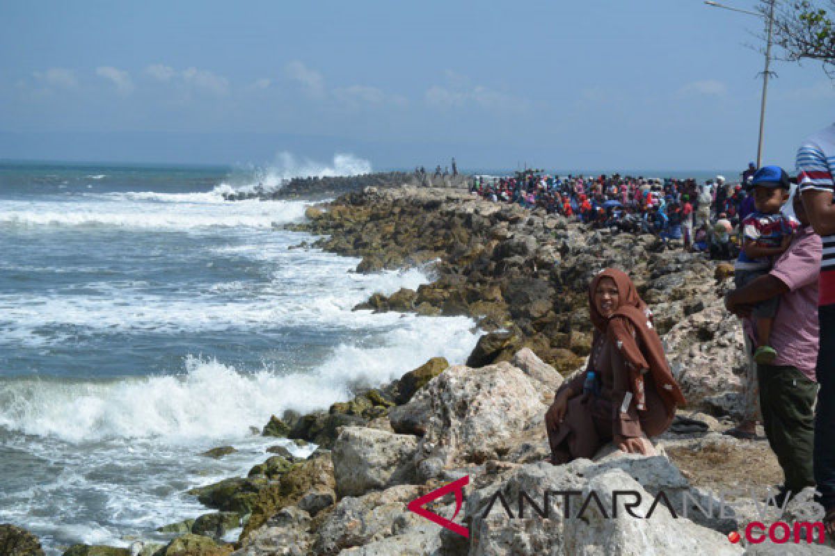 Panglima Laot: Batu bara cemari kawasan wisata Lampuuk