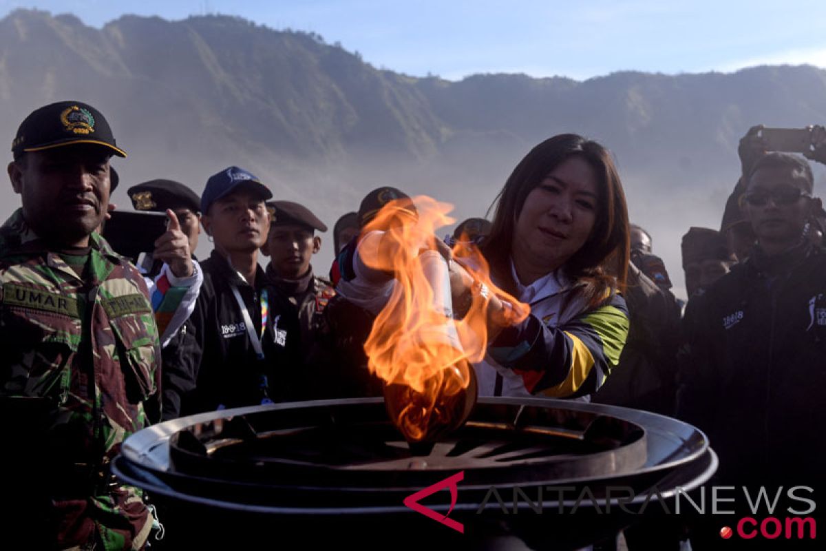 Asian Games torch relay proceeds to Mt Bromo