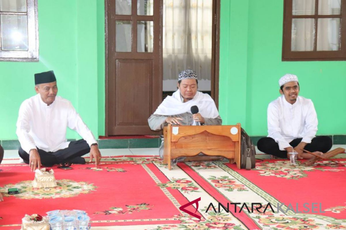 Ustadz Untung ingatkan dua sifat mulia seorang muslim