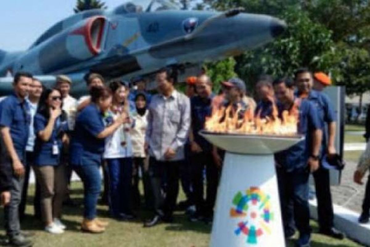 4 Jet Tempur Lanud Roesmin Nurdjadin Sambut Obor Asian Games