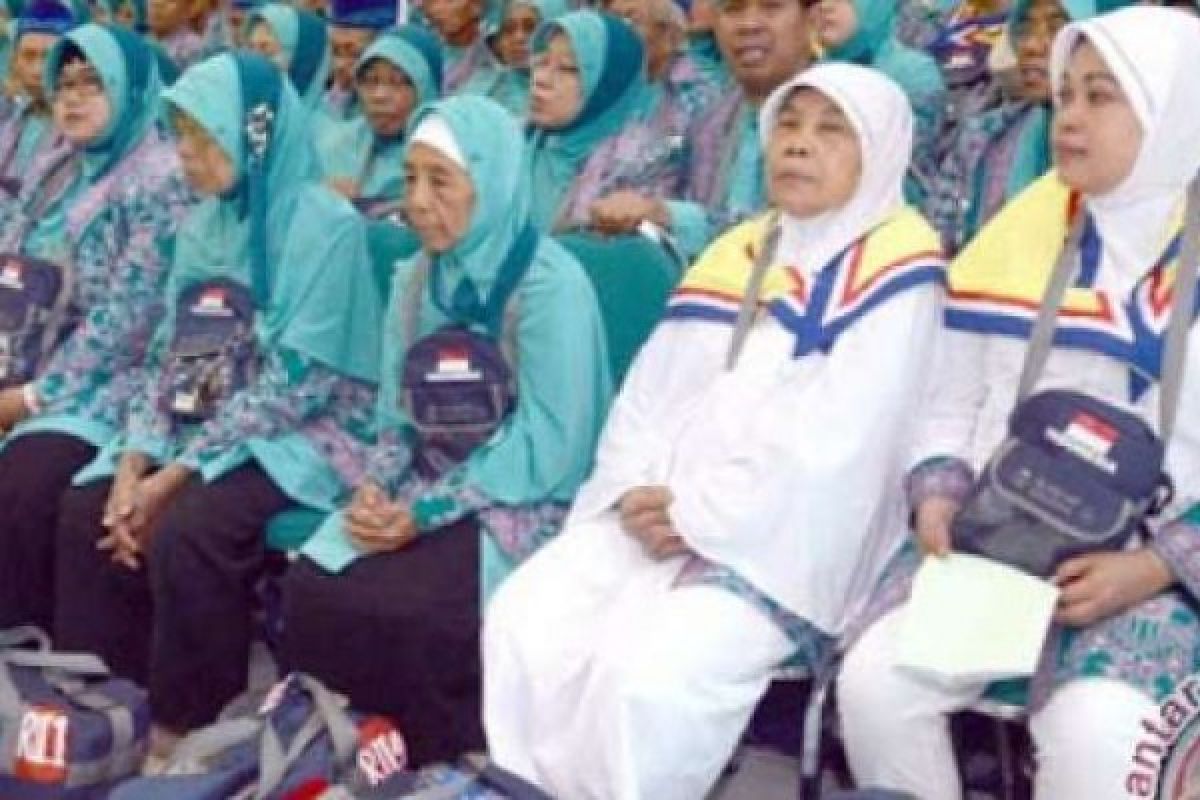 443 Kloter 20 BTH masuk asrama Embarkasi Haji Antara Riau