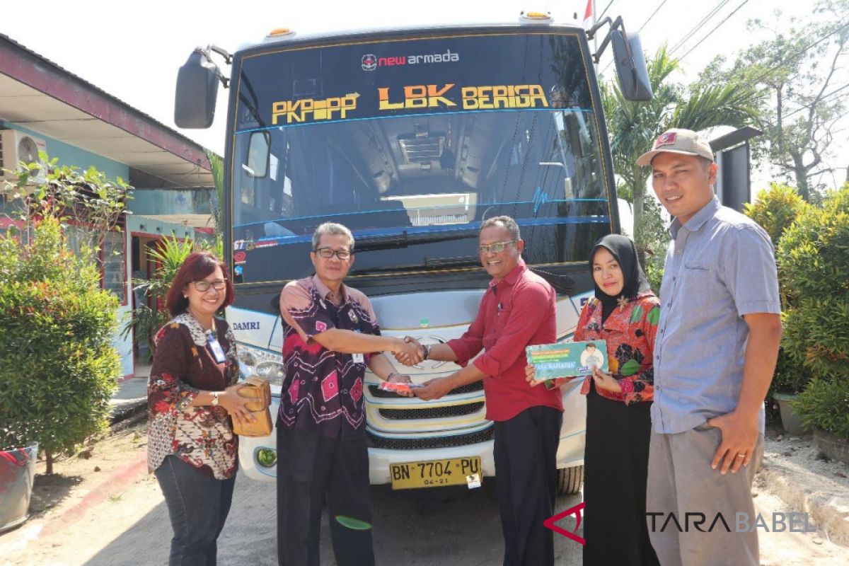 Jasa Raharja Babel serahkan bantuan pencegah kecelakaan