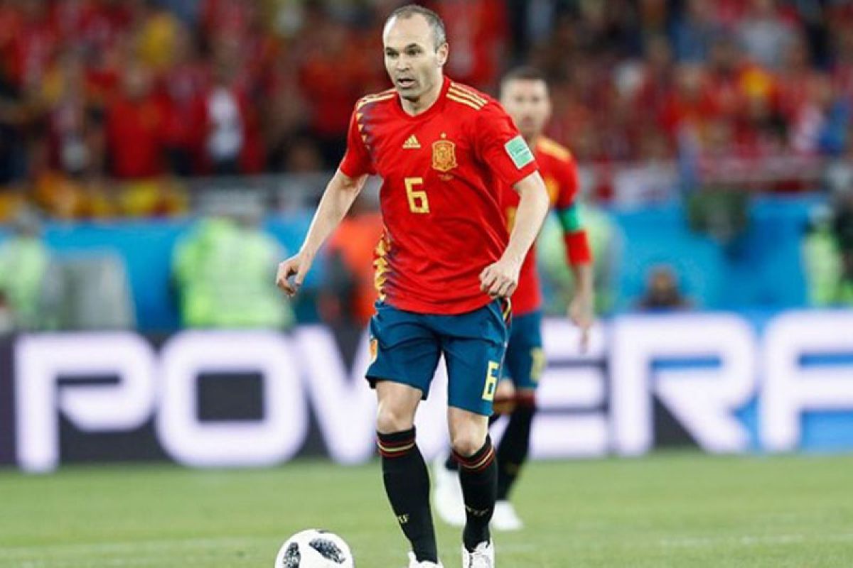 Iniesta akhiri karier internasional