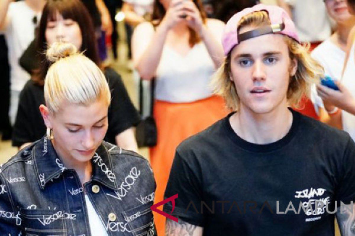 Ikut nama Bieber, Hailey Baldwin minta izin ayah