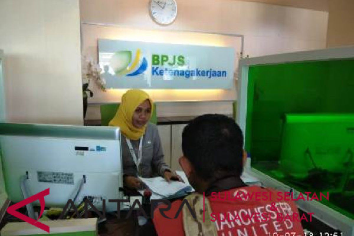 BPJS Ketenagakerjaan Makassar berlakukan antrean "online"