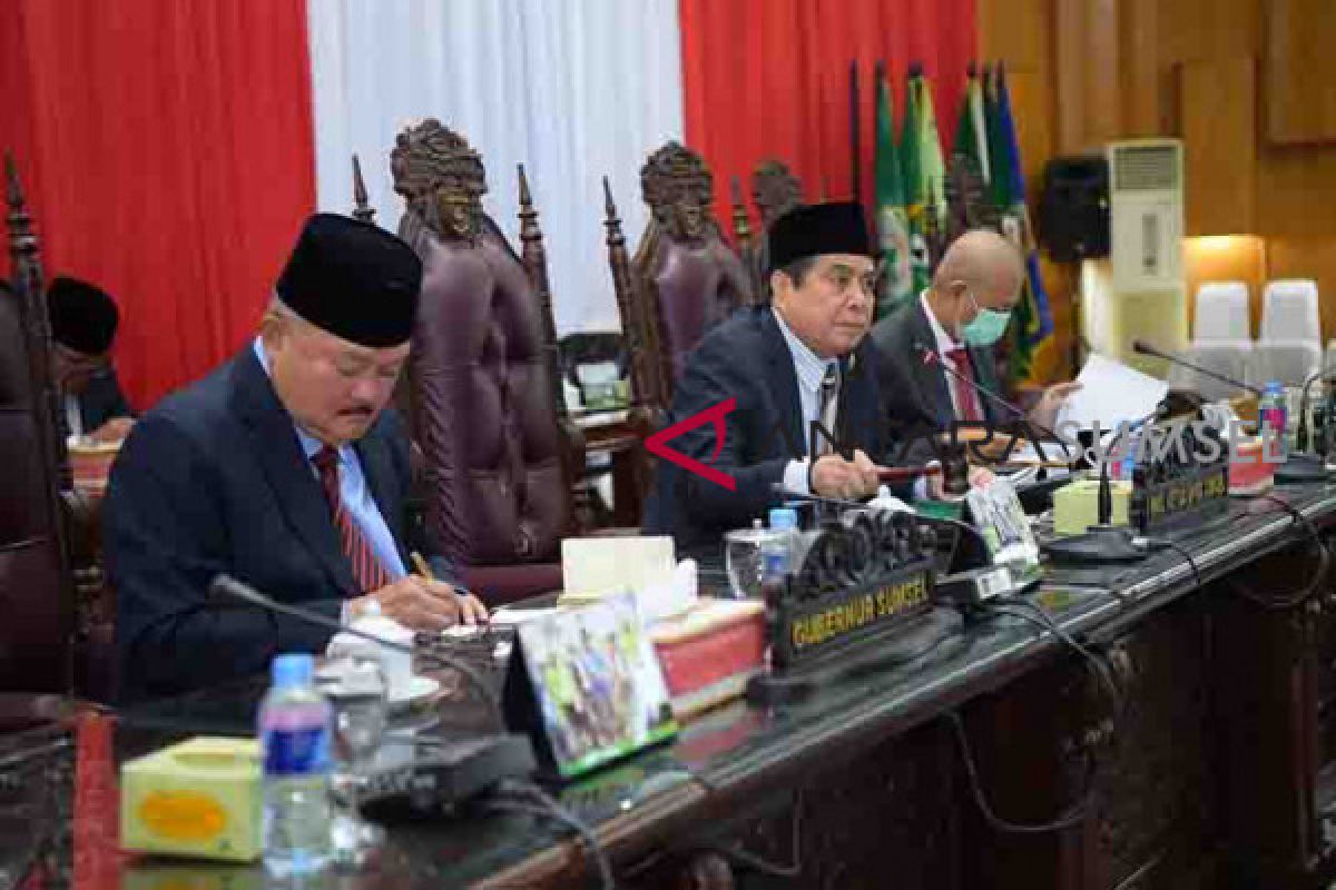 Sembilan Fraksi DPRD Sampaikan Pemandangan Umum LKPJ Gubernur Sumsel