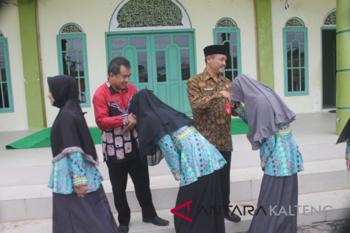 Kafilah FSQ Sukamara diminta berprestasi lebih baik di tingkat Kalteng