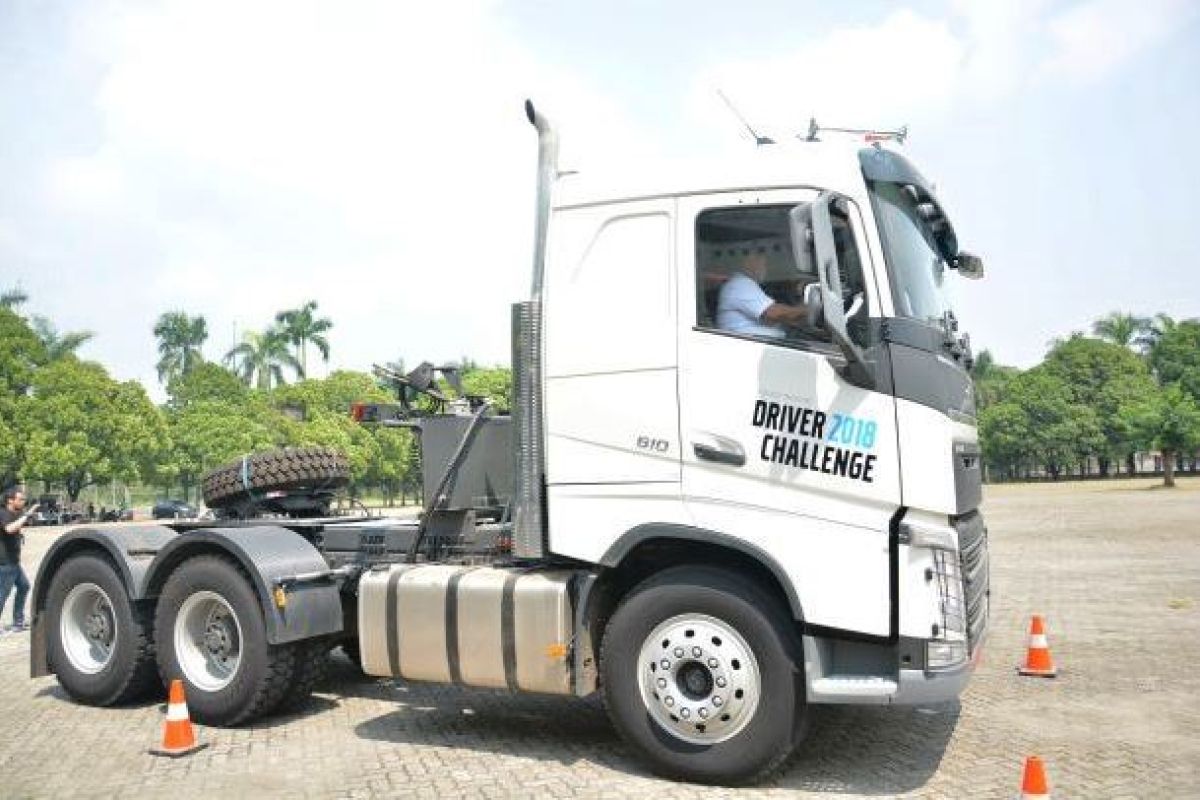 Volvo Truck incar penjualan 700 unit
