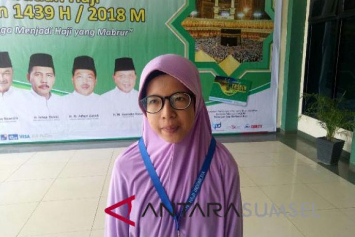 Alhamdulillah, Fransisca berangkat haji setelah daftar sejak SD