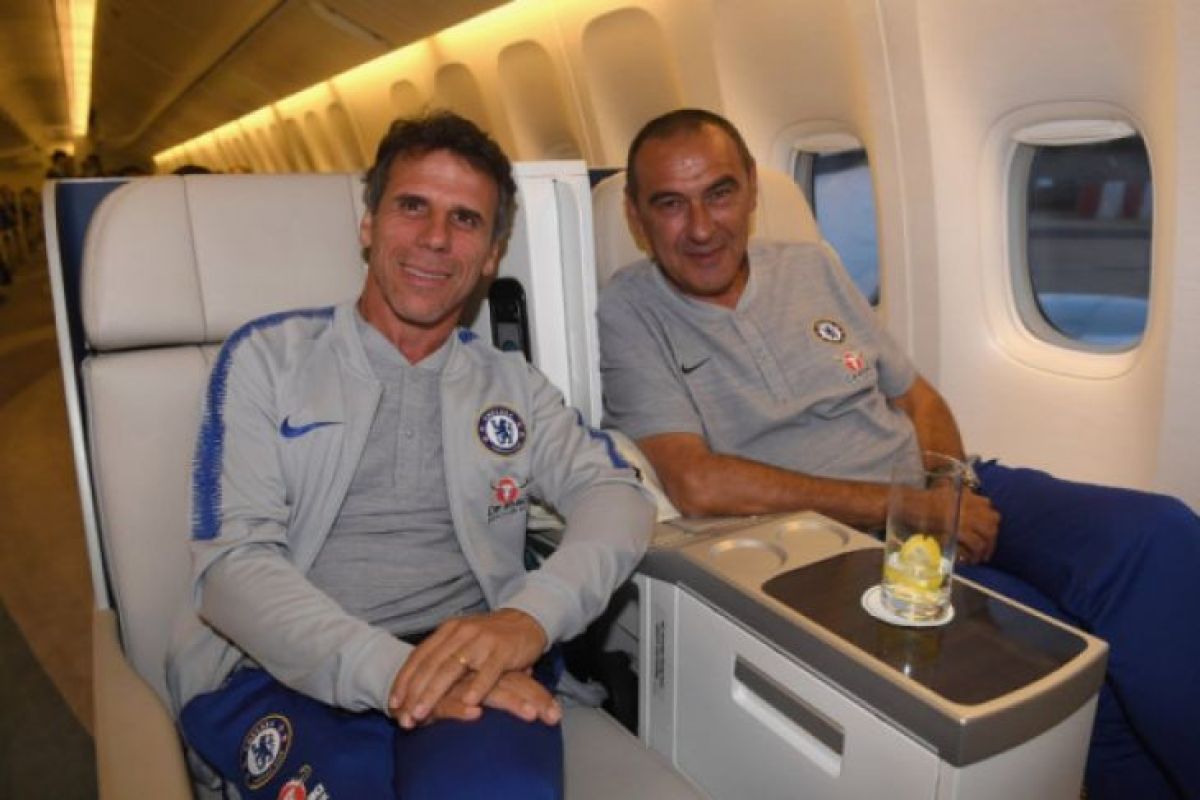 Gianfranco Zola jadi asisten Sarri untuk bela Chelsea