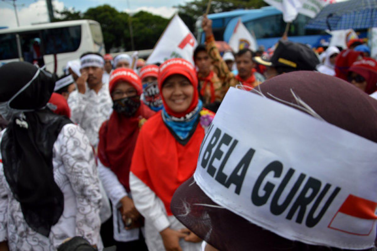 Gaji guru honorer SMA sederajat di Bengkulu naik jadi Rp1 juta