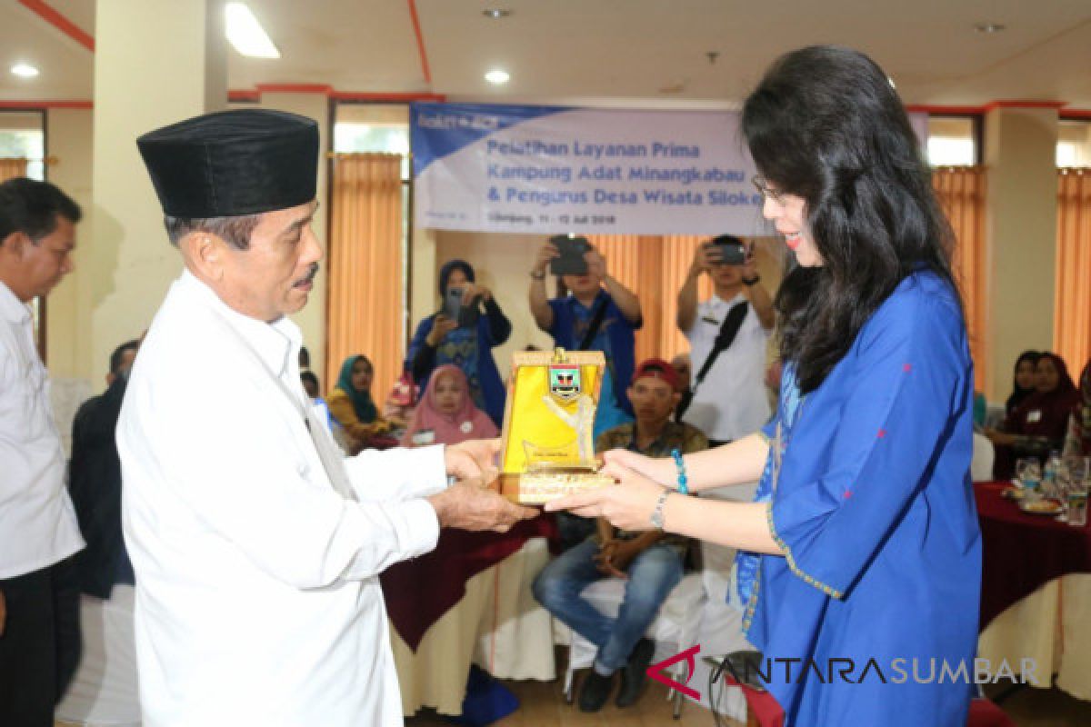 BCA dukung pengembangan kampung adat dan geopark Silokek Sijunjung