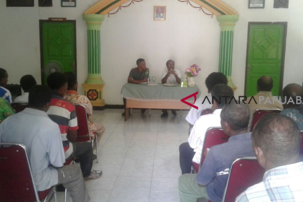 Wondama berangkatkan puluhan putra daerah seleksi Bintara-TNI