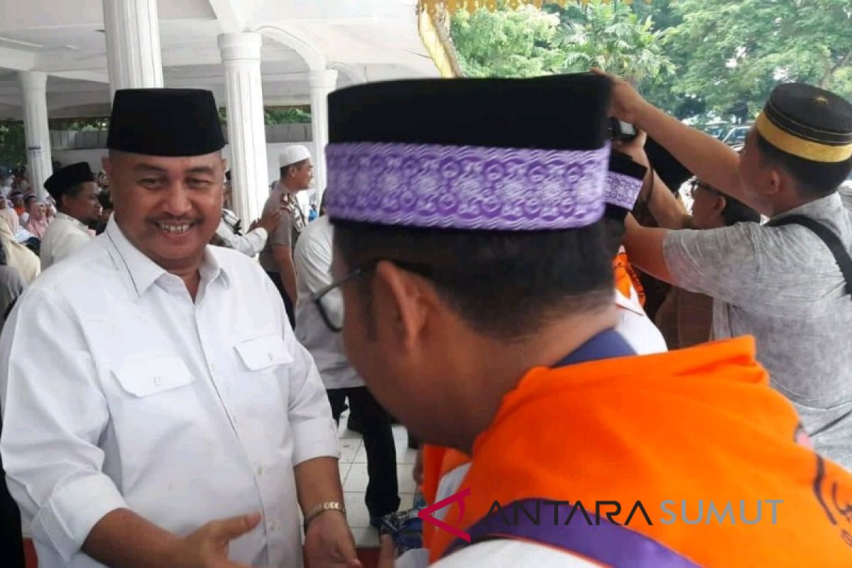 Bupati Langkat bantu JCH Rp141 juta