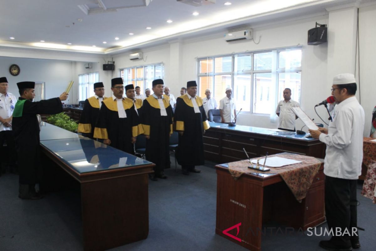 Dandim perintahkan Satgas TMMD menginap di rumah warga