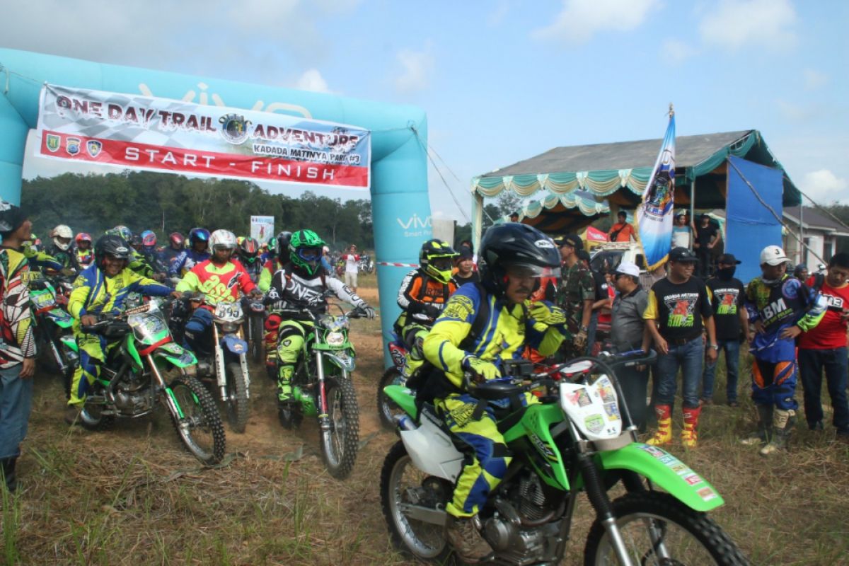 400 bikers take part in trail adventure in Tabalong