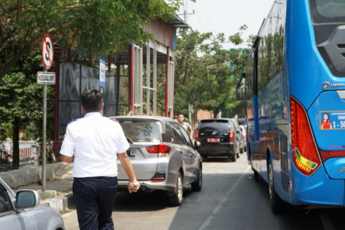 Semarang terus matangkan sistem parkir berlangganan