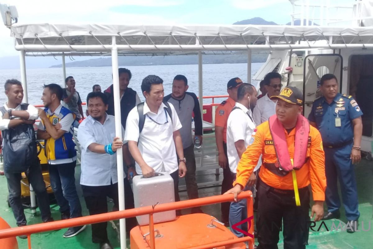 Kapal cepat angkut pegawai BPJN Ambon tenggelam