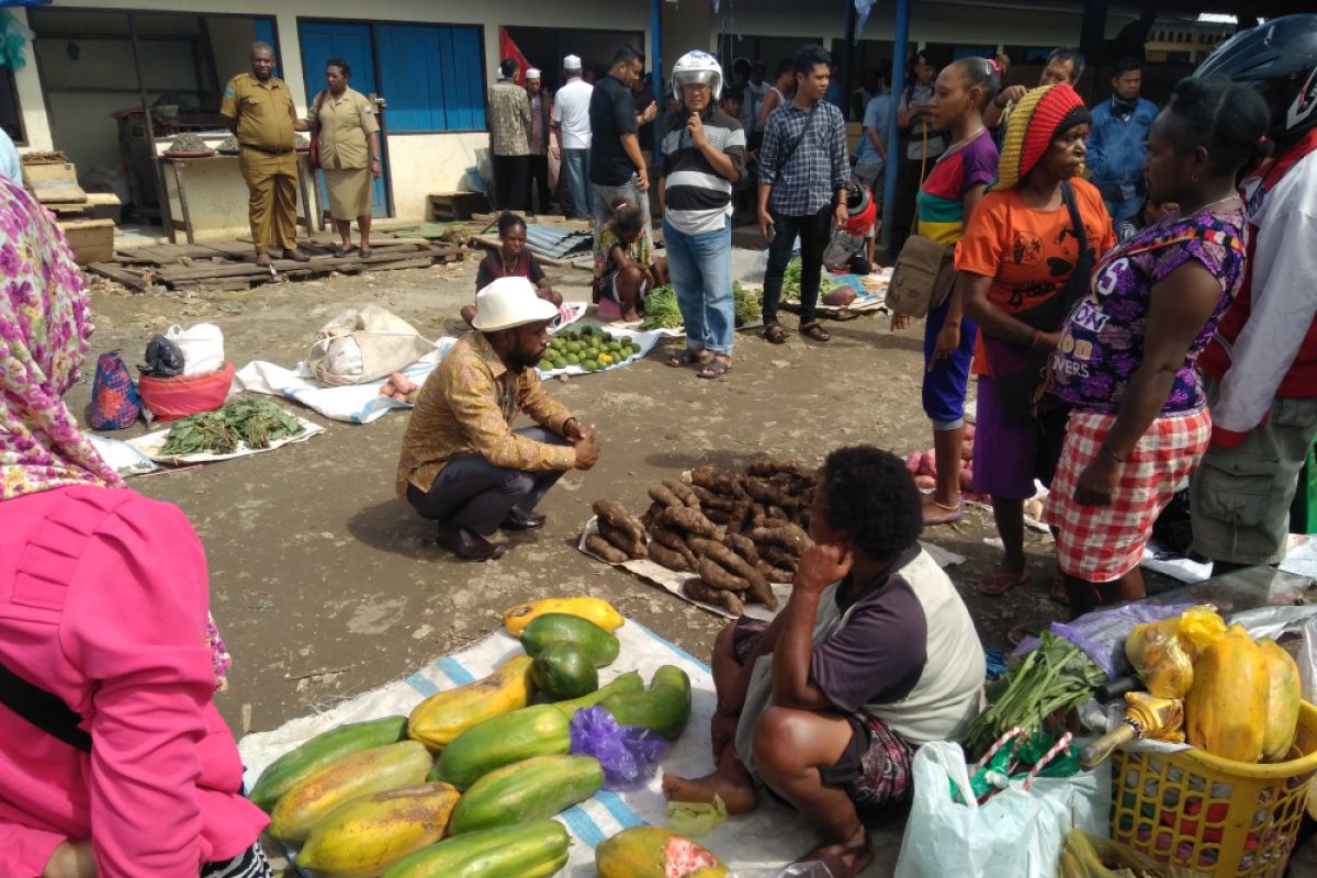 Papua Barat disarankan antisipasi tingkat keparahan kemiskinan