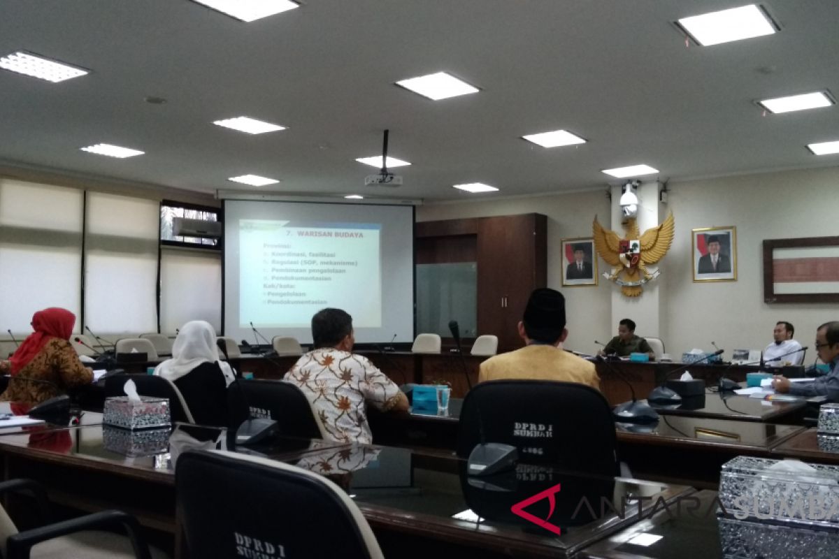 Legislator minta bahasa Minangkabau dipopulerkan kepada wisatawan