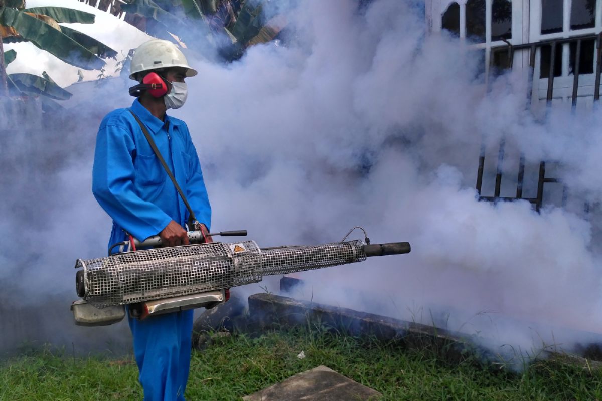 MTQ Jambi - Dinkes Batanghari fogging pemondokan kafilah