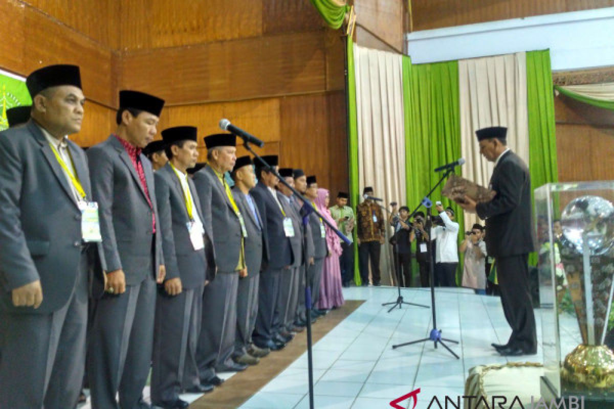 MTQ Jambi - Sekda Provinsi Jambi lantik dewan Hakim.